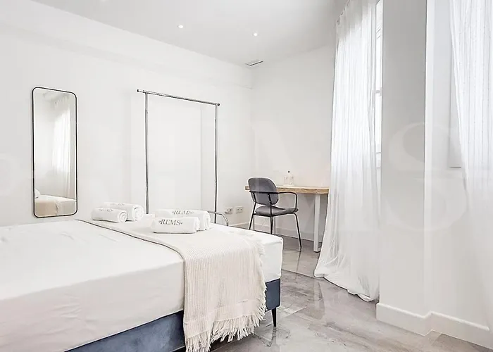 Chic Gem Rooftop Terrace With Bbq Rems Appartement *