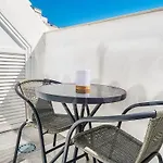 Chic Gem Rooftop Terrace With Bbq Rems *