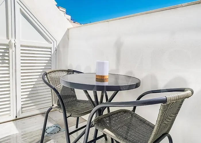 Chic Gem Rooftop Terrace With Bbq Rems *